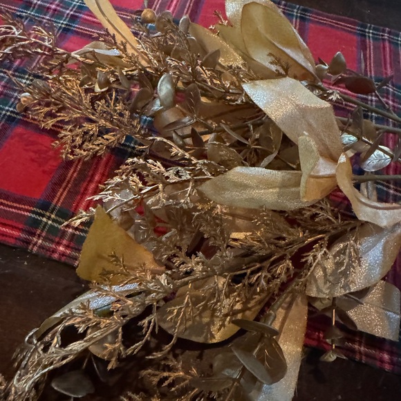 Set of 2 Leaf Stem Arrangement Gold - Threshold - Picture 3 of 6